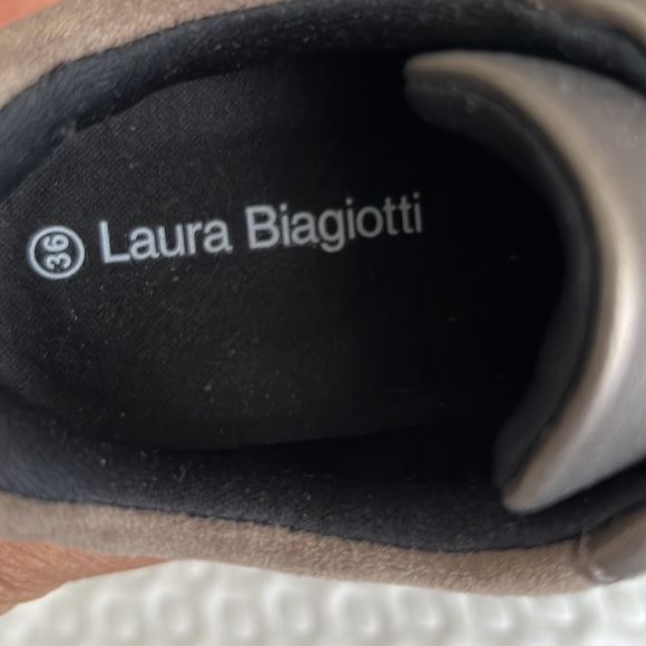 Brand new Laura Biagiotti shoes - Picture 5 of 5